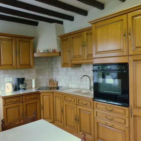 Monetay-sur-loire, 4 Pieces, 6 Personnes - Fr-1-489-77 * Monetay-sur-Loire
