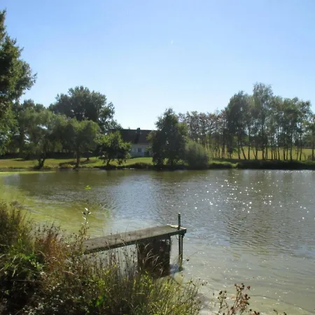 Monetay-sur-loire, 4 Pieces, 6 Personnes - Fr-1-489-77 Дом отдыха Monetay-sur-Loire